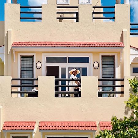Hilda'S Homestay Диани-Бич Экстерьер фото