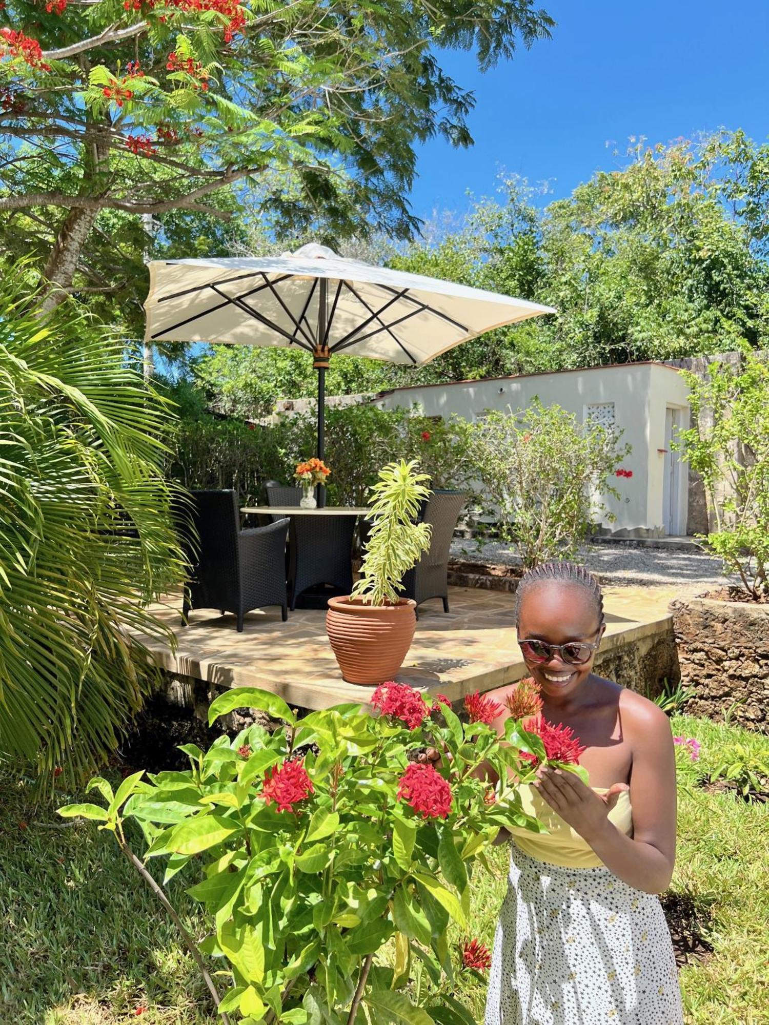 Hilda'S Homestay Диани-Бич Экстерьер фото